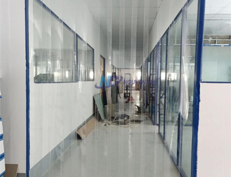 Thi công rèm nhựa pvc giá rẻ tại hcm