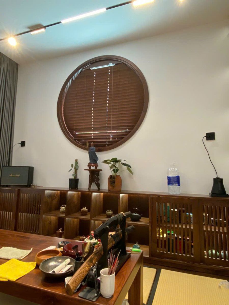 Thi công lá gỗ( sáo gỗ)